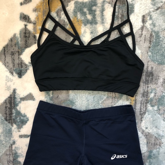ASICS Workout Shorts - Picture 4 of 5
